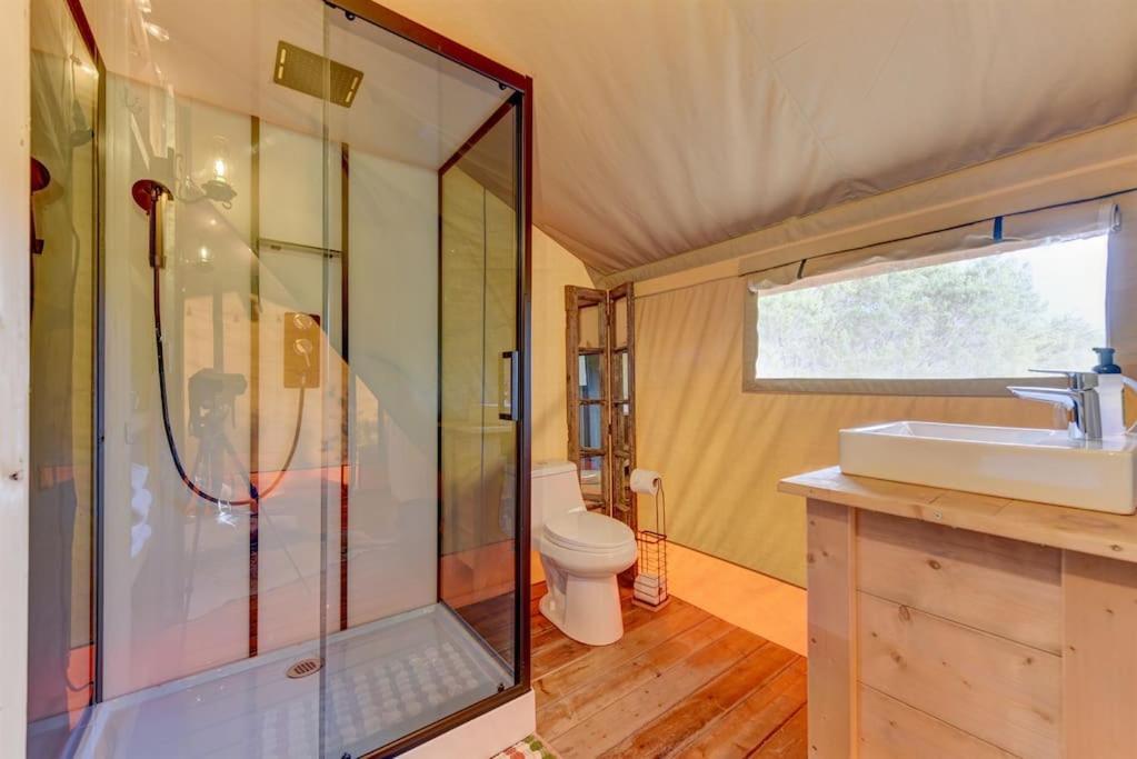 12 Fires Luxury Glamping With Heating #5 Hotel Johnson City Kültér fotó