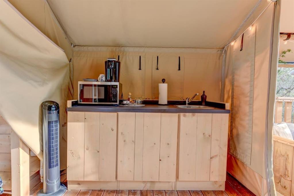 12 Fires Luxury Glamping With Heating #5 Hotel Johnson City Kültér fotó