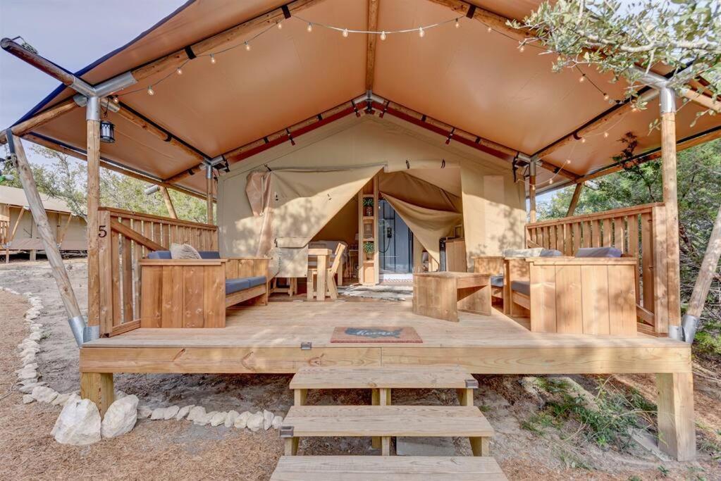 12 Fires Luxury Glamping With Heating #5 Hotel Johnson City Kültér fotó